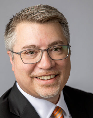 Kevin Burch Headshot