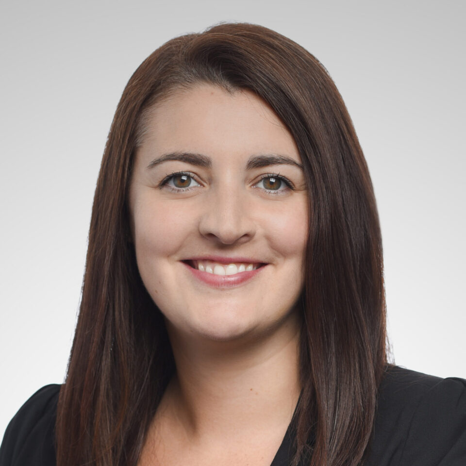 Lauren Easoz Headshot