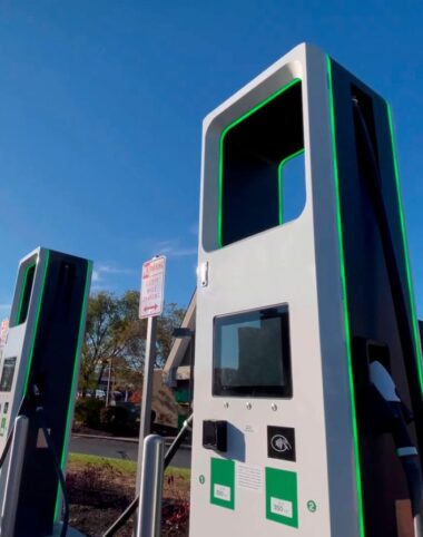 New Proposed City of Chicago Electric Vehicle Charging Ordinance: What Do Chicago Community Associations Need to Know?
