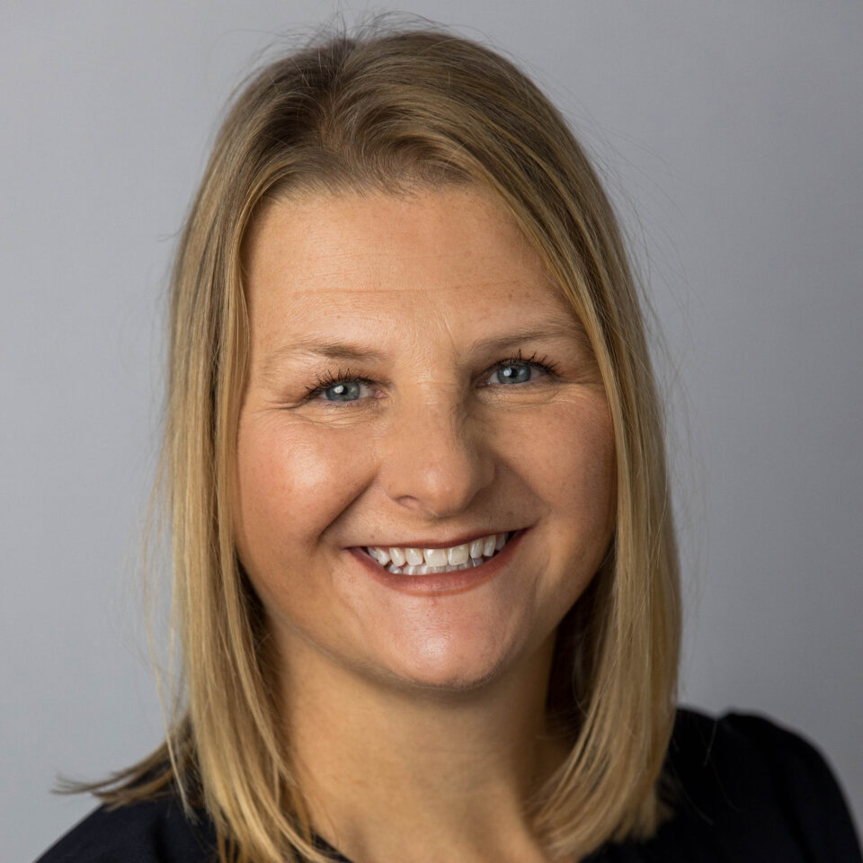 Suzanne Karbarz Rovner Headshot