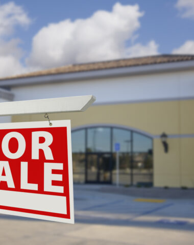 How to Minimize Risks in Distressed Real Estate Loan Acquisitions